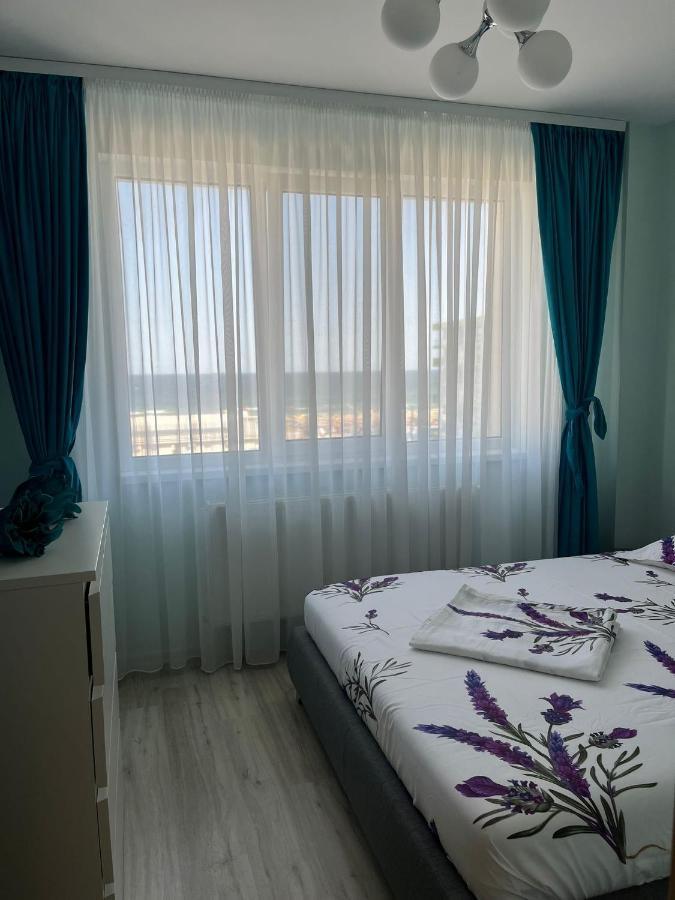 Ini Apartment Alezzi Năvodari Exterior foto